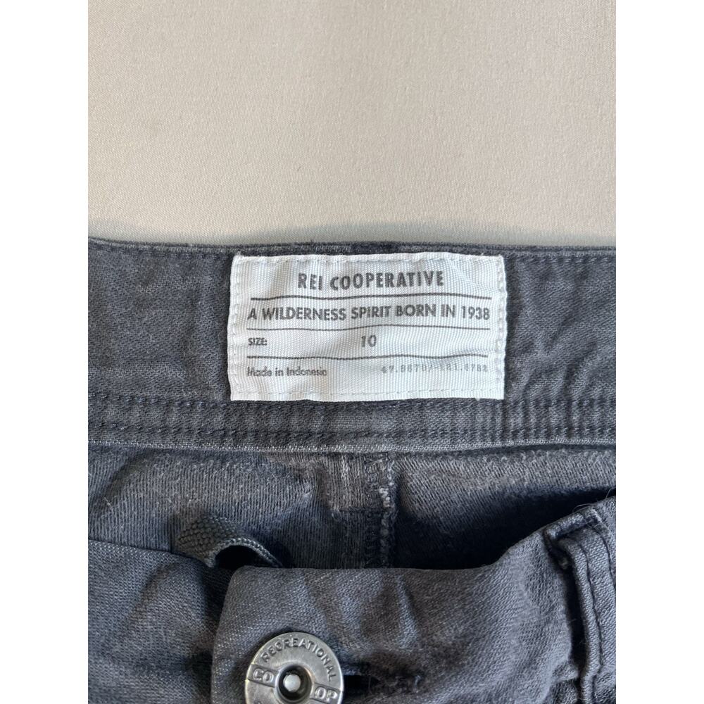 REI Women's Gray Solid Jogger Pants Tapered Leg Pockets Button Zip Size 10, Hike - Picture 2 of 4